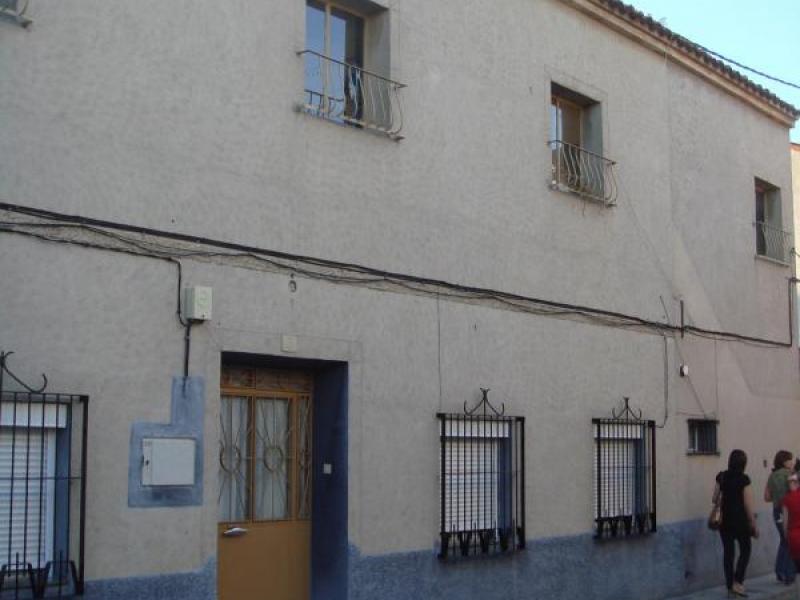 Reforma de vivienda para Trinidad y Luis Miguel